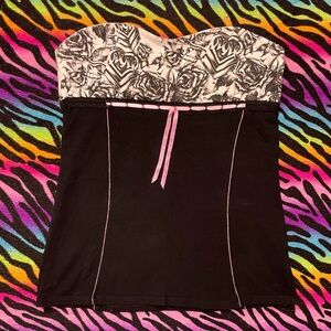 Y2k grunge goth rare 2000s metal mulisha tube top Pink and Black rose Graphics